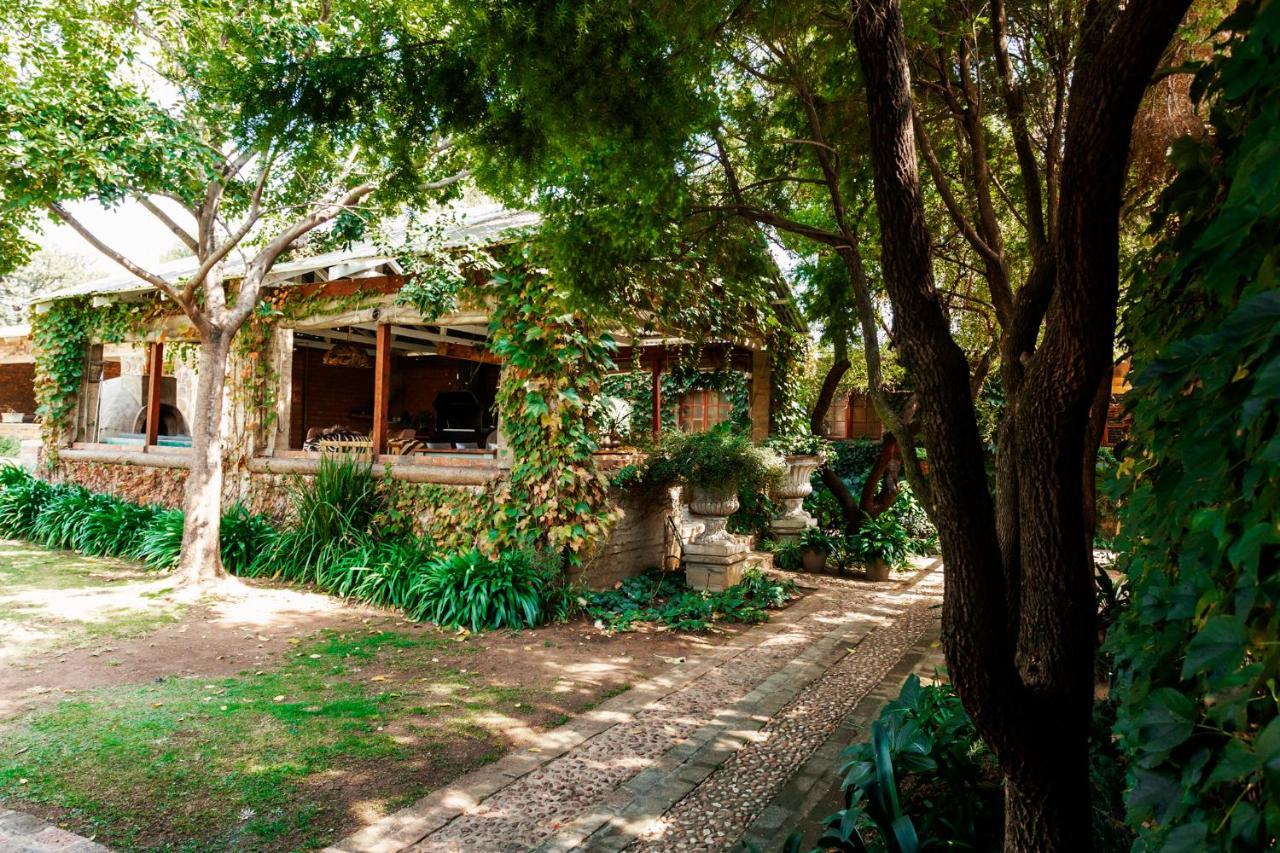 Town And Country Mpumalanga Hotel Middelburg  Exterior photo
